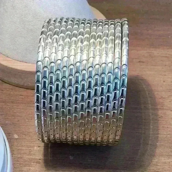 Silver Statement Bangle - Picture 5 of 6